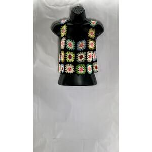 MISS SPARKLING Women's Black-Multi Crochet Floral Straight-Neck Tank Top SZ S
